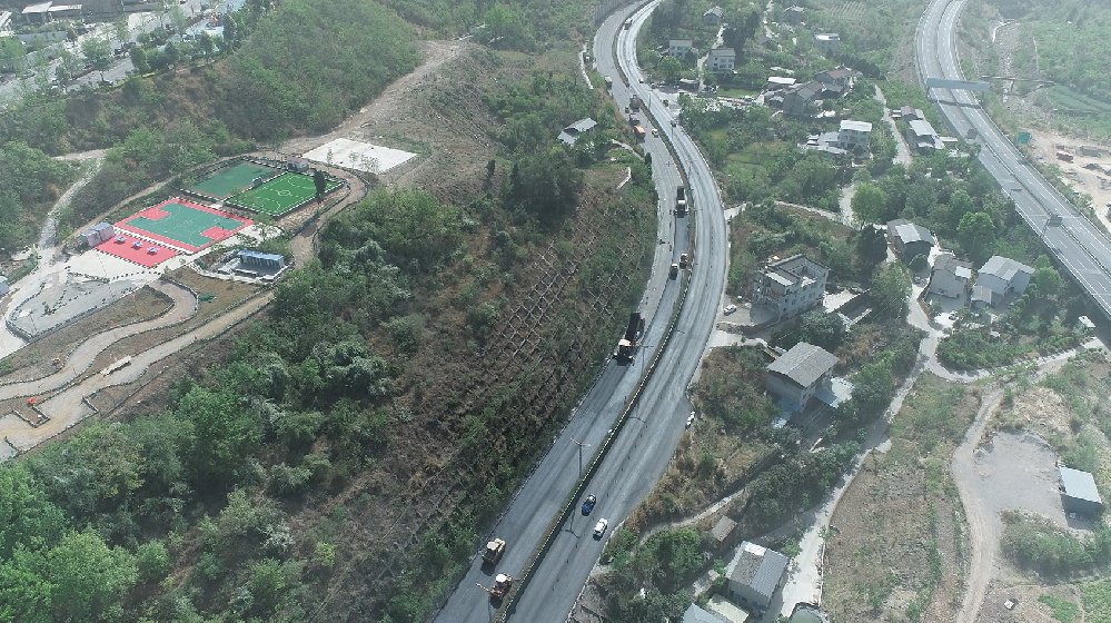 長道如弦，撥啟新章——G108線利州區(qū)瓷窯鋪至天立學(xué)校路口段大修工程項(xiàng)目建設(shè)側(cè)記