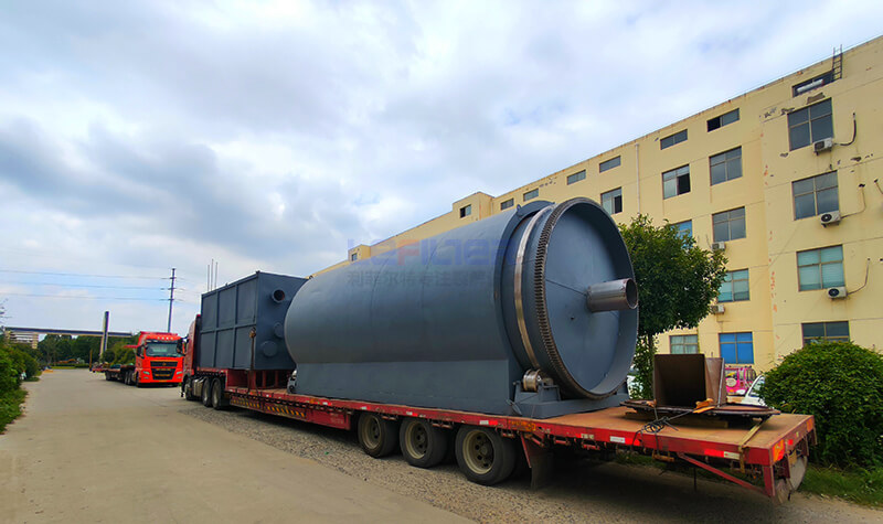 LES-2675油泥煉油設備裝車發(fā)貨 LES-2675油泥煉油設備裝車發(fā)貨